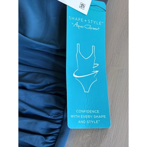 Aqua Green Women's Teal Shape & Style Full Coverage One-Piece Swimsuit NWT Sz 14 - Picture 6 of 12